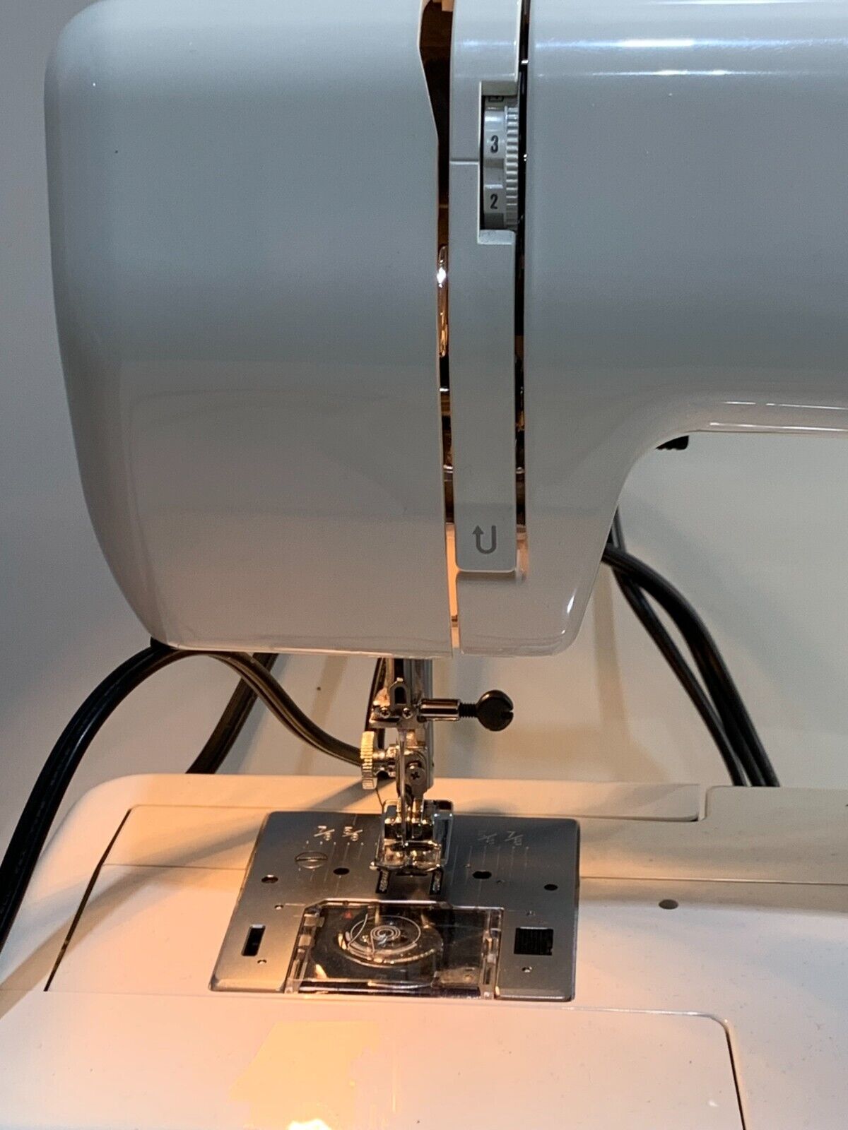 Vintage Kenmore Sewing Machine 24 Model 385 81524 Tested.
