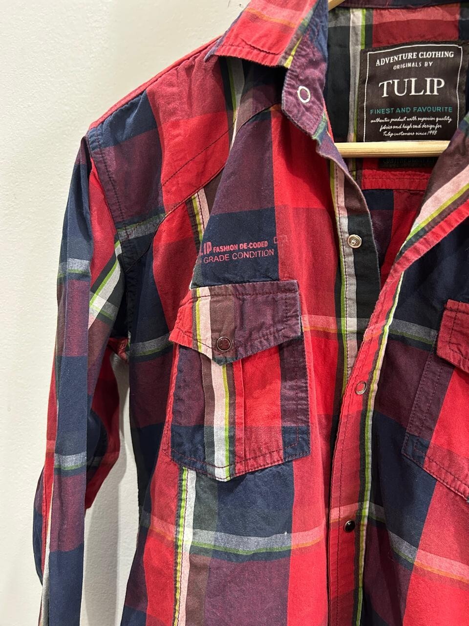 Tulip Contemporary Fit Red Plaid Shirt Women's Size S