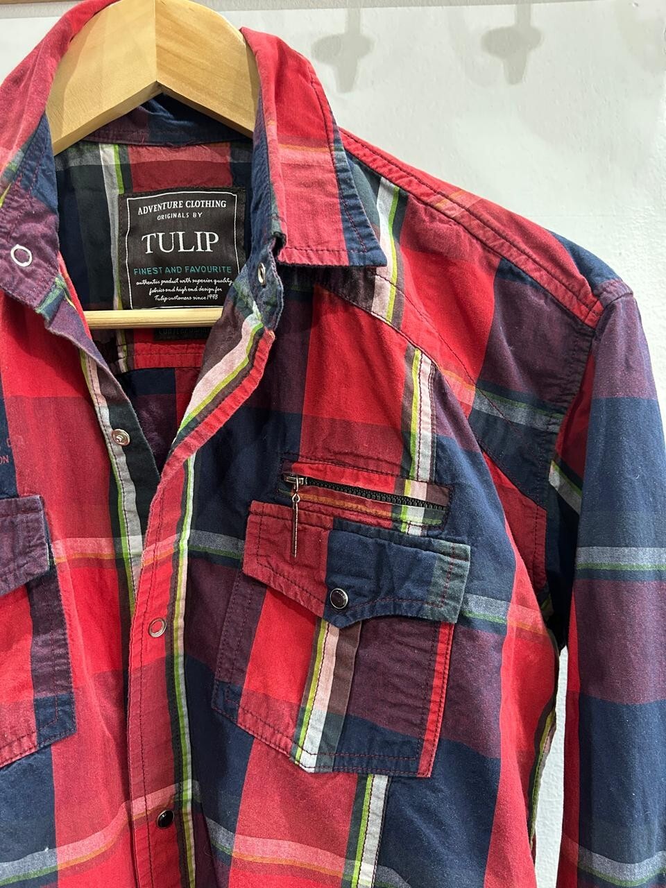 Tulip Contemporary Fit Red Plaid Shirt Women's Size S
