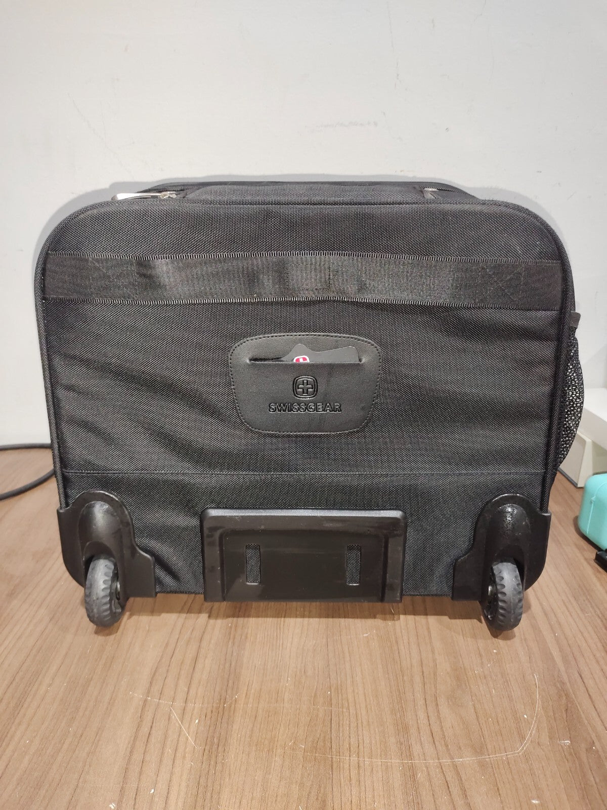 WENGER SWISS GEAR Wheeled Laptop Case With Handle Travel Bag/Suitcase