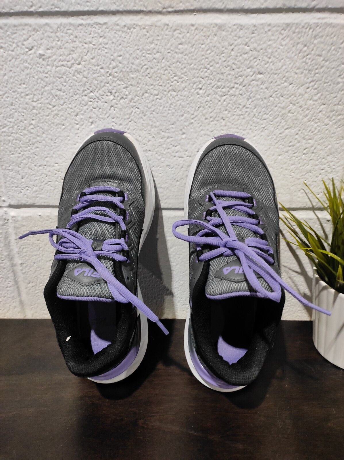 FILA Women's Suspence Trail Running Sneaker Shoes Grey/Purple US-7