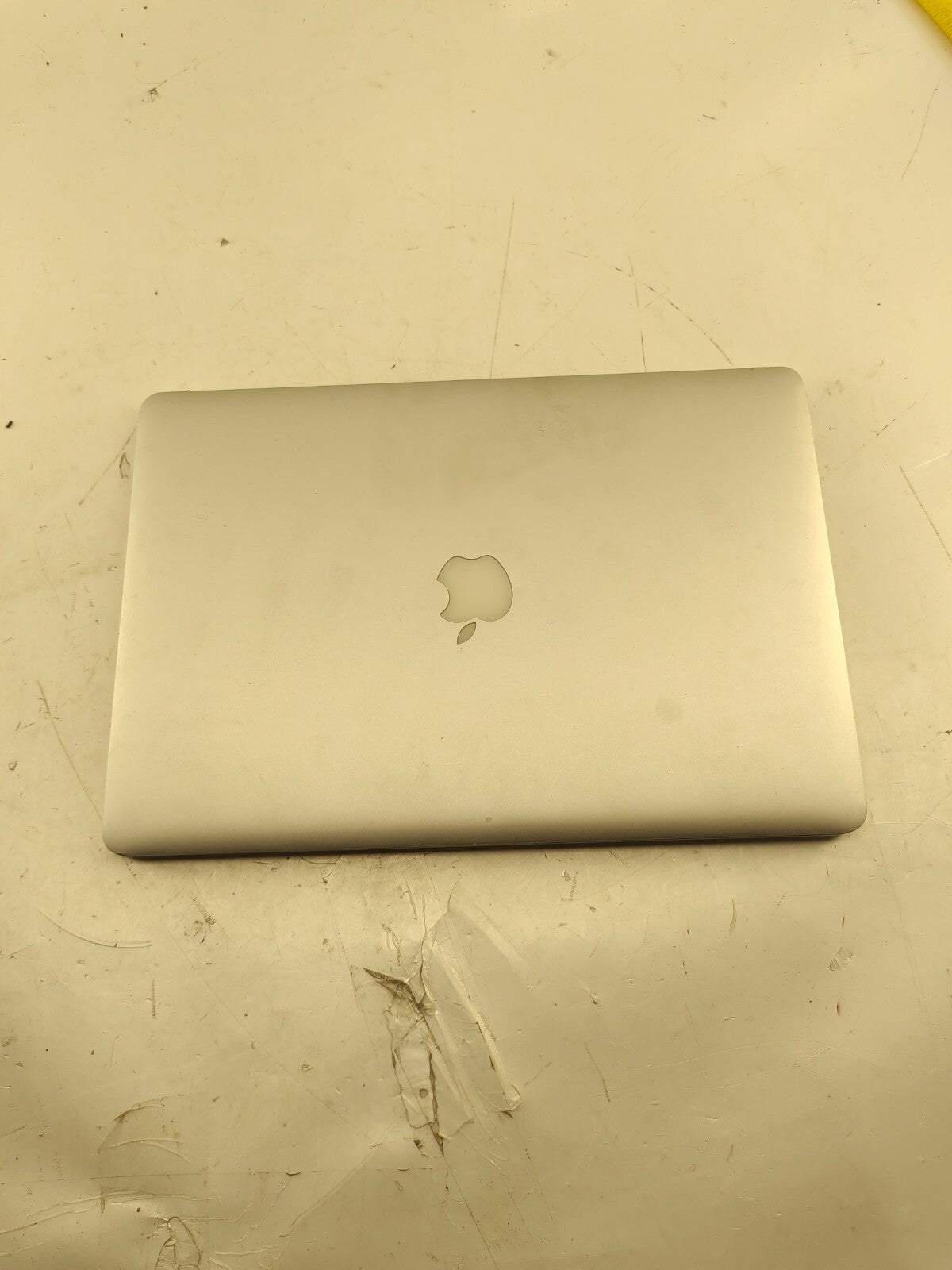 Apple MacBook Pro 15.4" (1 TB SSD) A1398 Laptop with OEM Charger