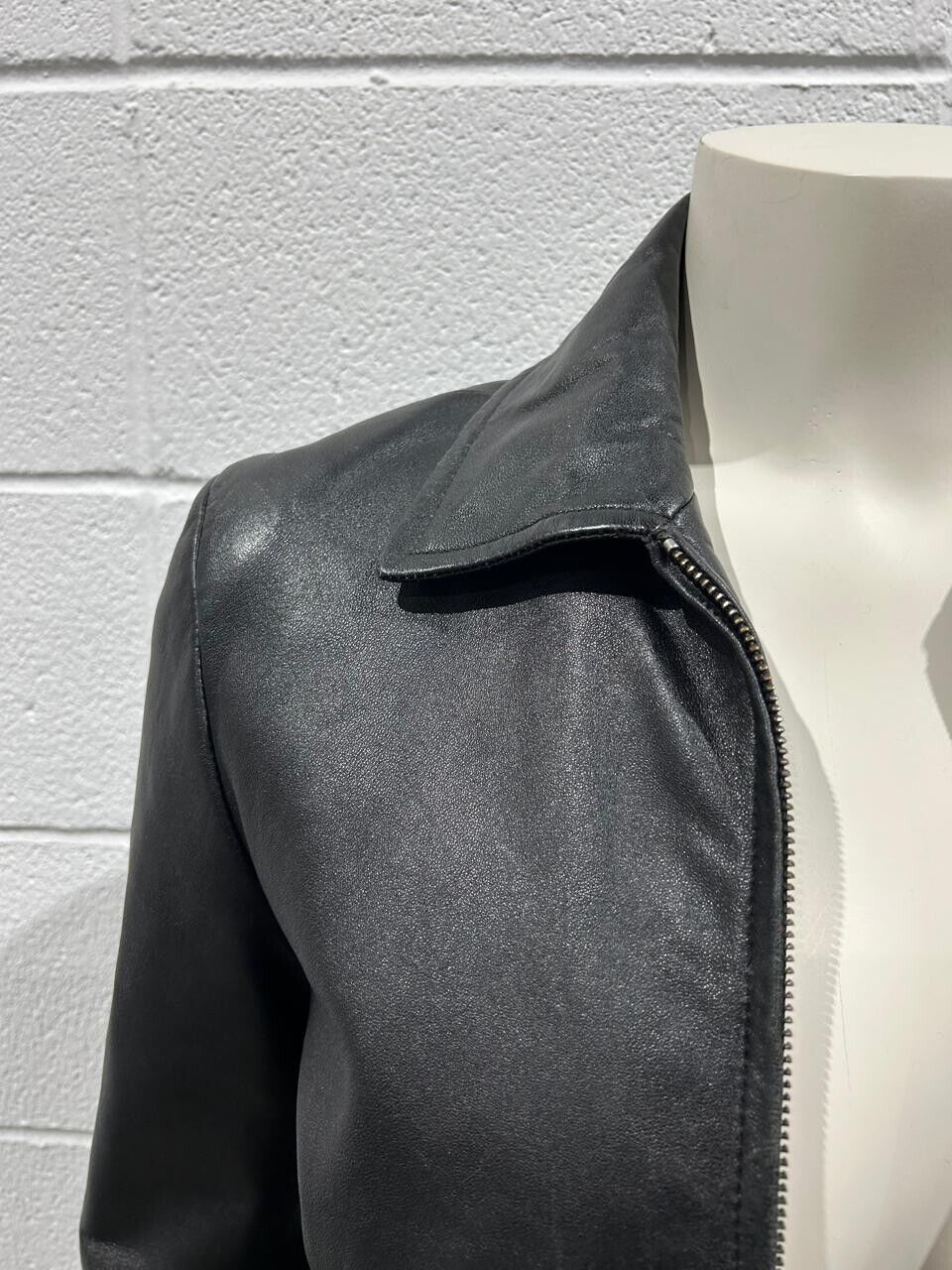 Danier Canada Women's Black Genuine Leather Jacket Size 12