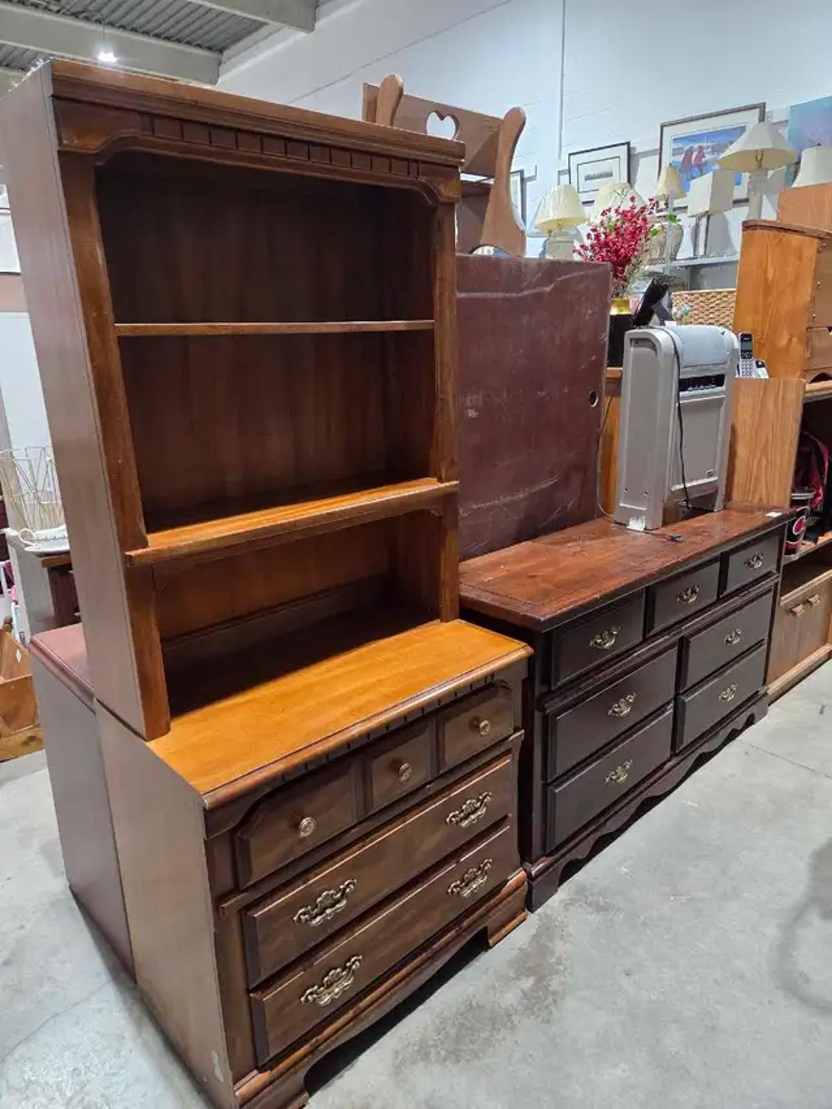 Kroehler Solid Wooden Hutch
