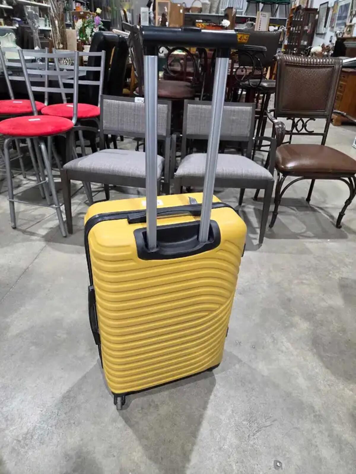Dunelm Hardshell Spinner Carry-On Suitcase