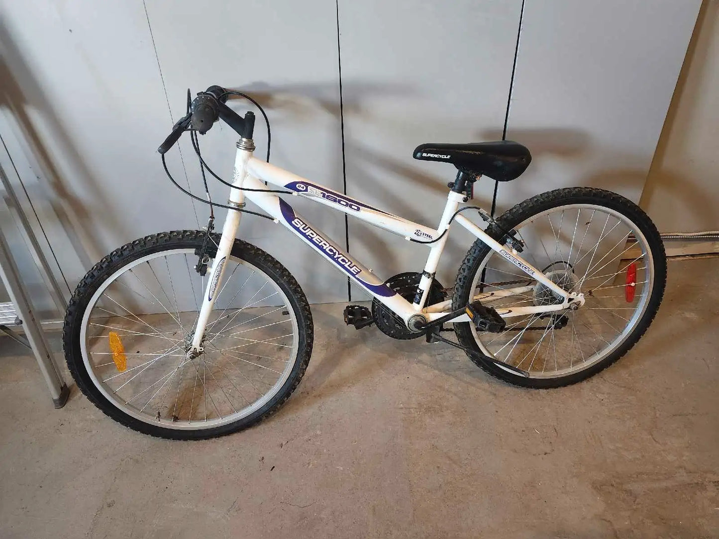 Supercycle SC1800 24-inch Youth Bike