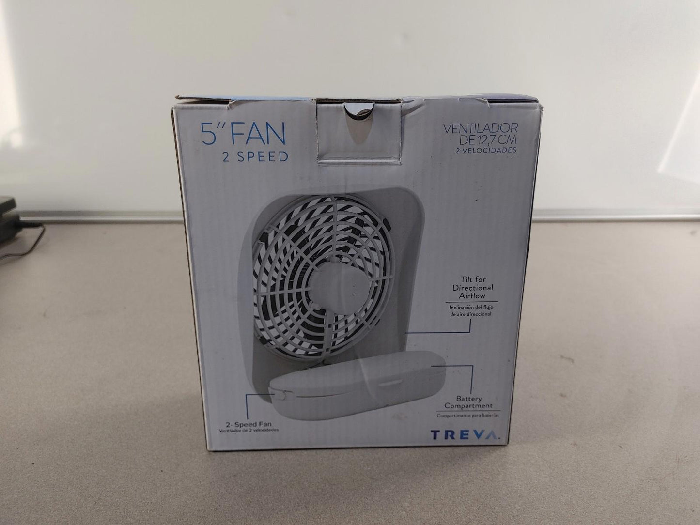 EXCELLENT CONDITION In-Box TREVA 5inch 2 Speed Desk Fan Battery Powered Black