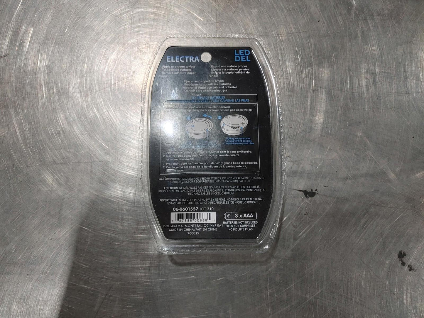 BRAND NEW IN BOX ELECTRA LED Push Light White/Silver