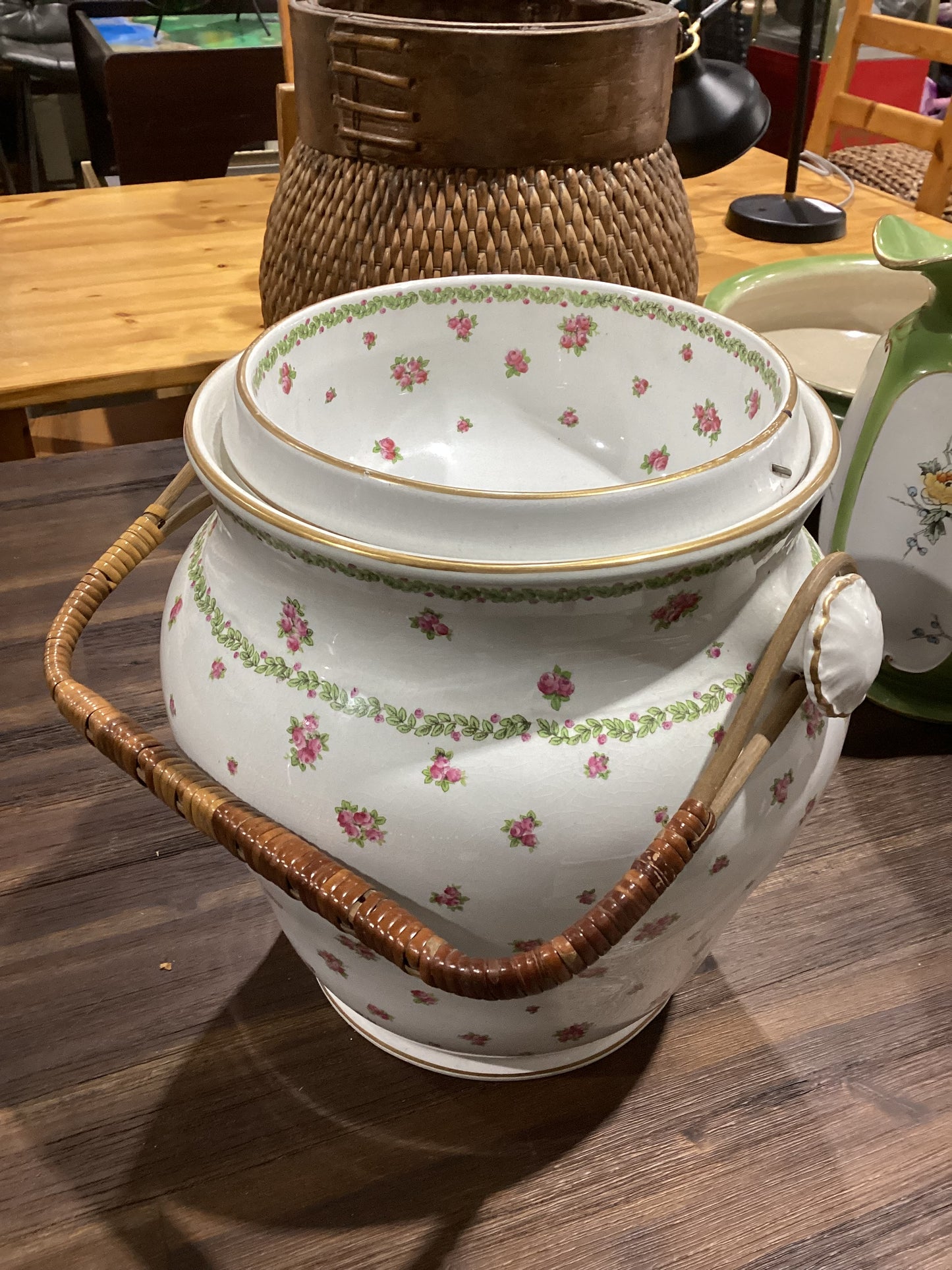 Vintage Floral Ceramic Pot with Lid