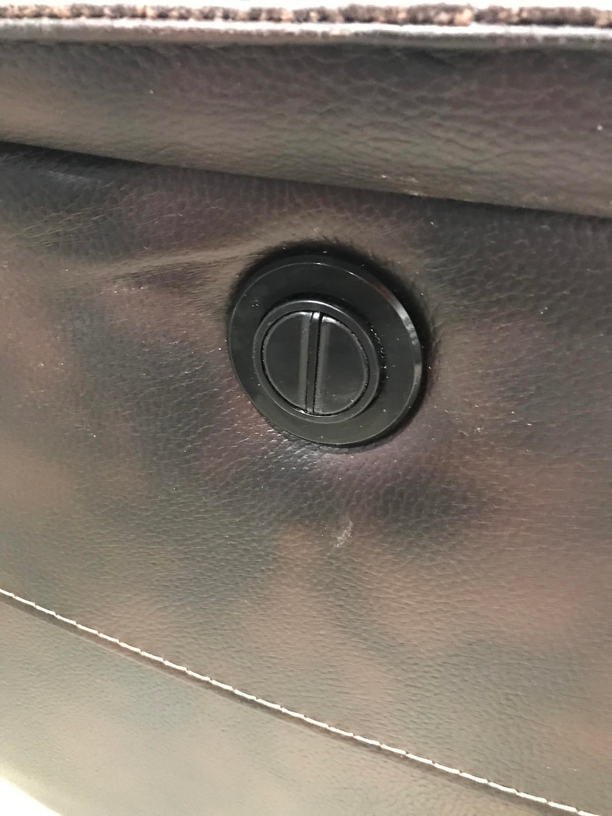 Full -Grain Leather Power Recliner