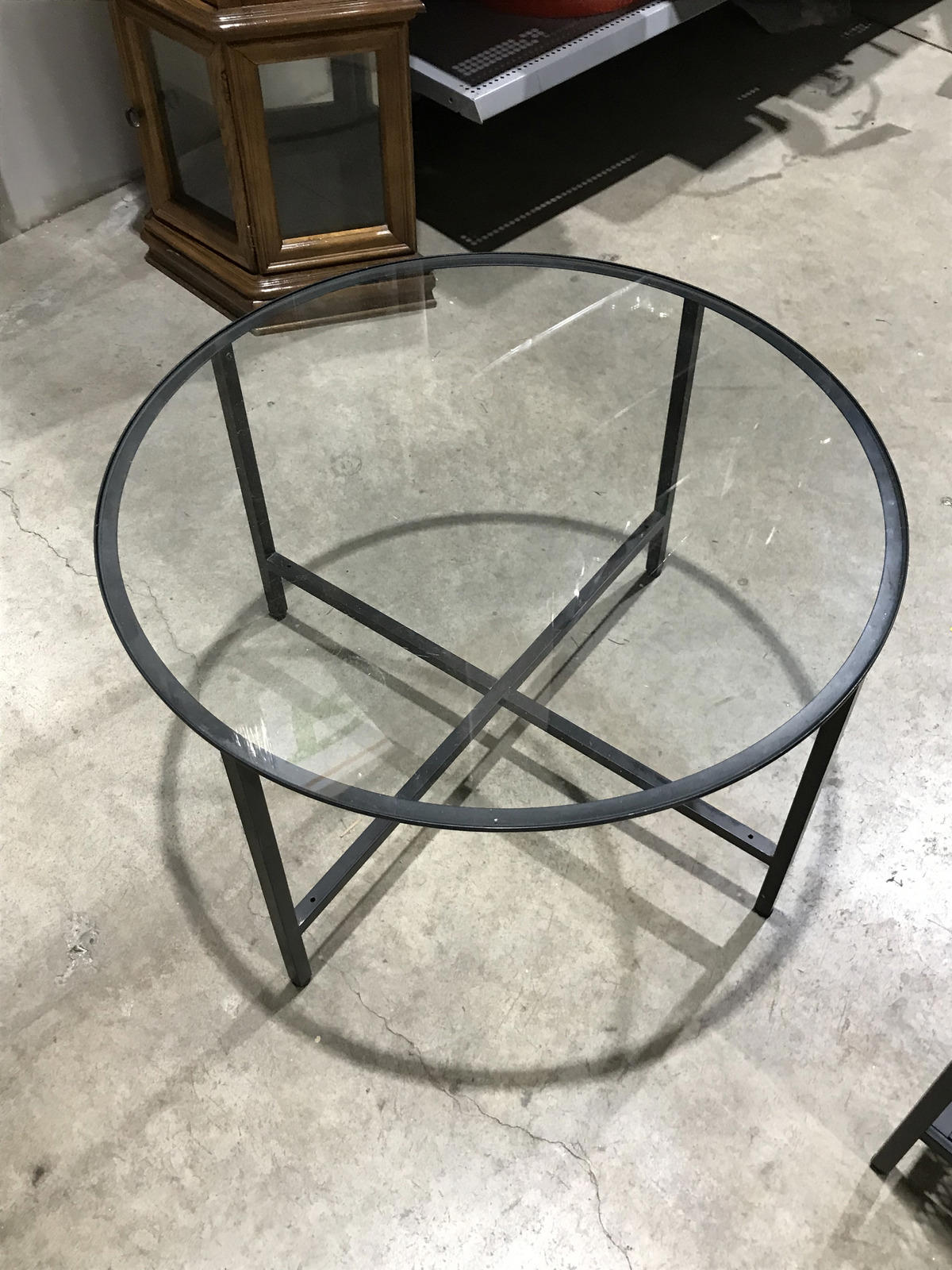 Round Glass Coffee Table (18"H x 30"W)