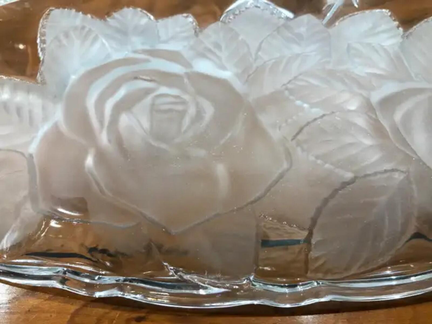 Studio Nova Winter Rose Serving plate
