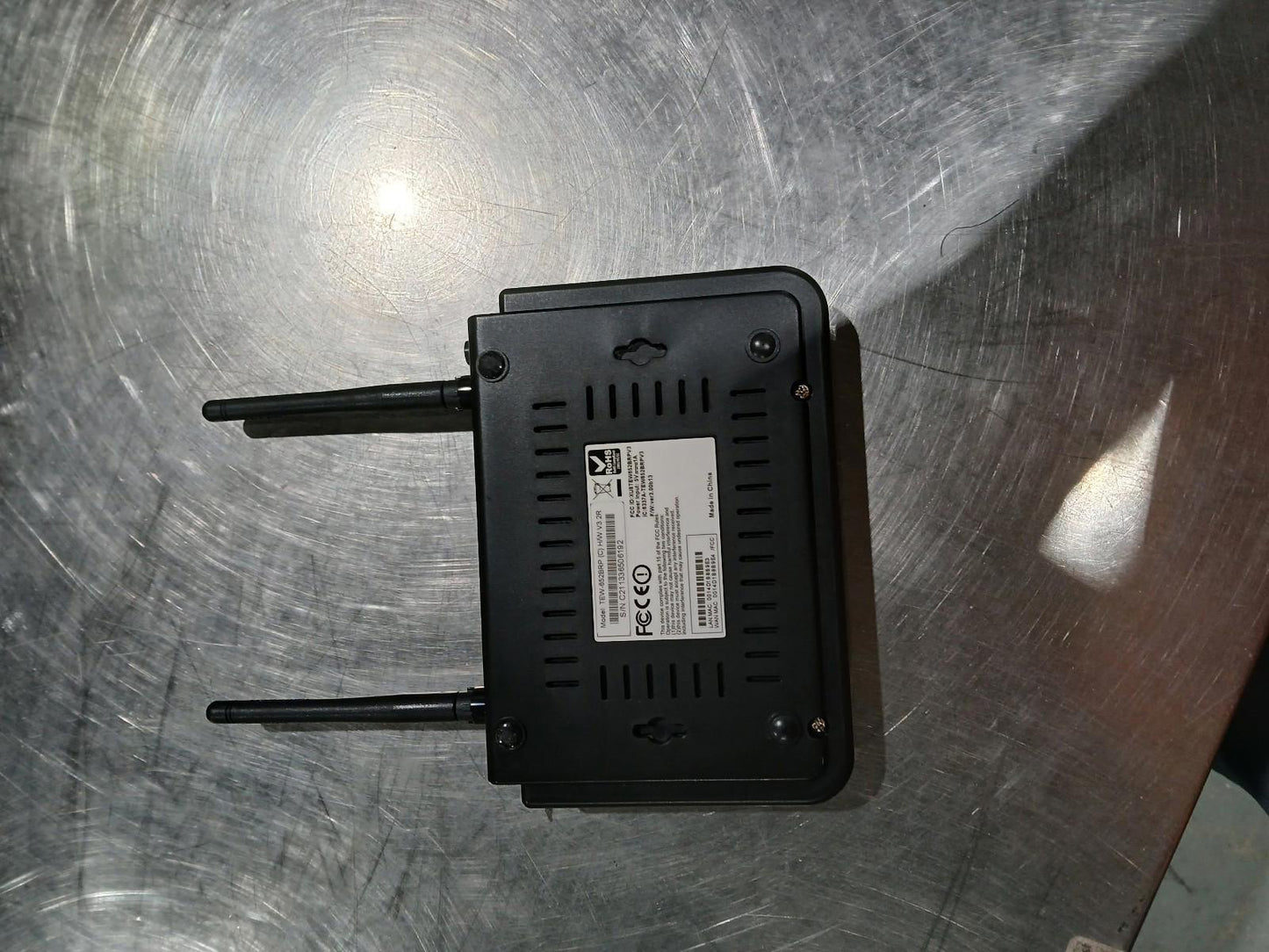 Router TRENDnet Wireless N 300Mbps GOOD CONDITION GREEN ENERGY ROUTER