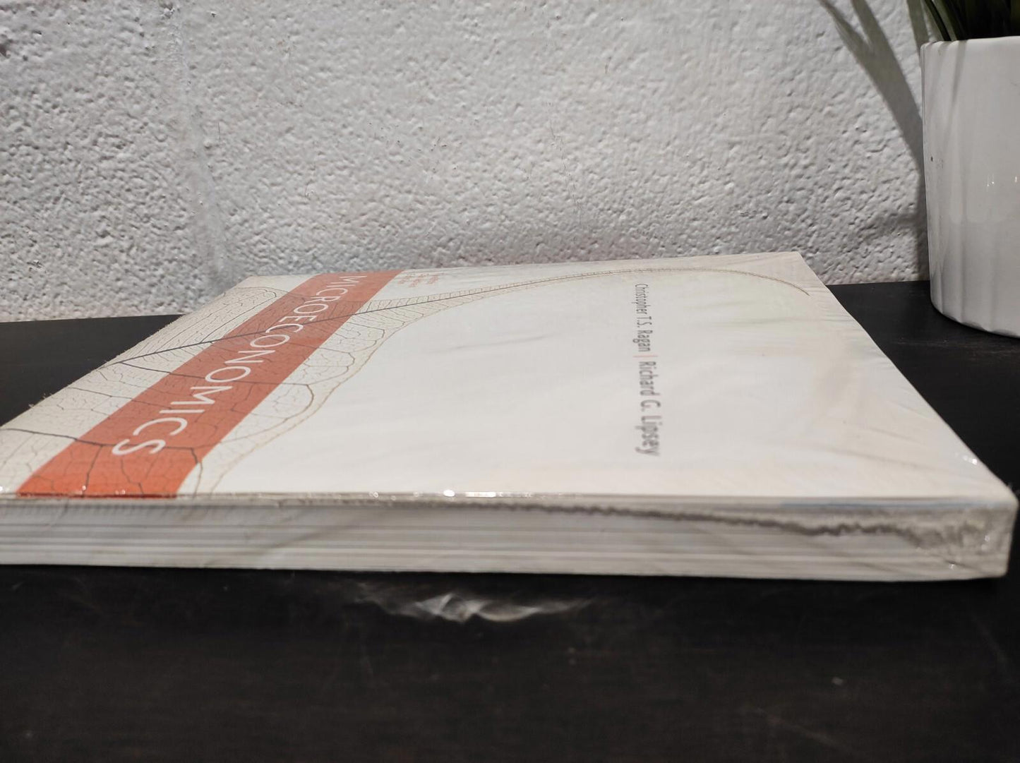 Microeconomics 12th Twelfth Canadian Edition - Ragan Lipsey Paperback