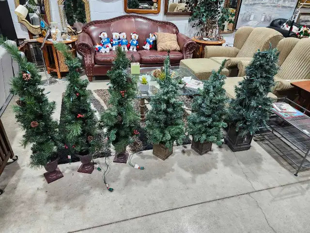 6 x 4ft Prelit Christmas Trees