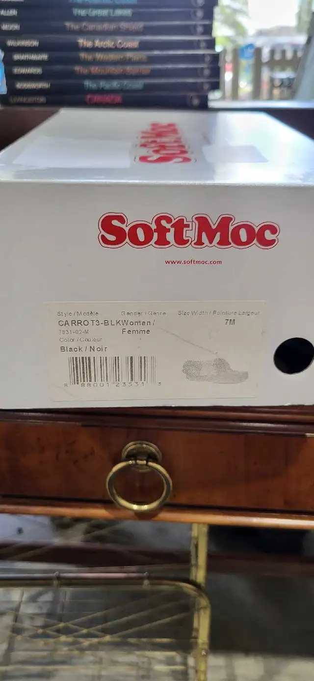 SoftMoc Slippers Black Size 7M