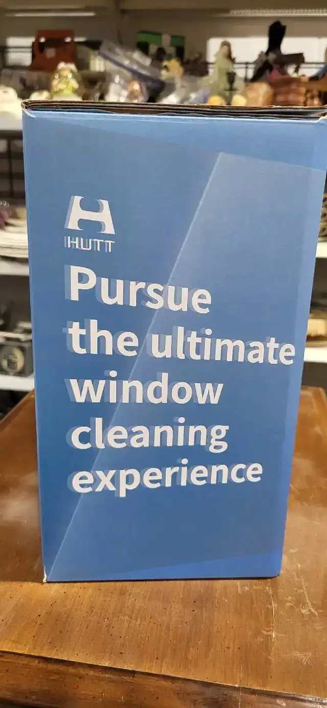 HUTT W8 Window Cleaning Robot - New Box