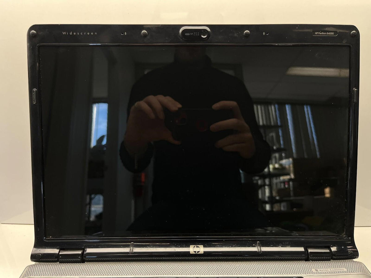 HP Pavilion dv6000 Laptop dv6724ca FOR PARTS/REPAIR