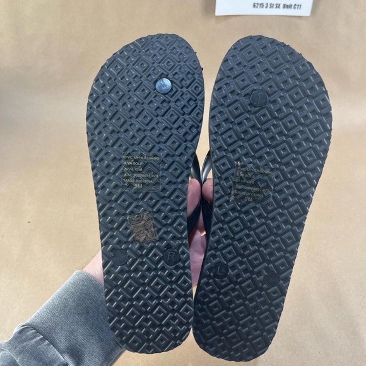Women’s TORY BURCH Flip Flop Sandals (Size 9)