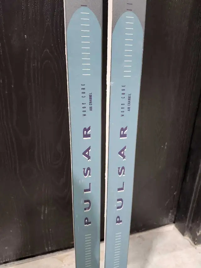 Karhu Pulsar Cross Country Skis