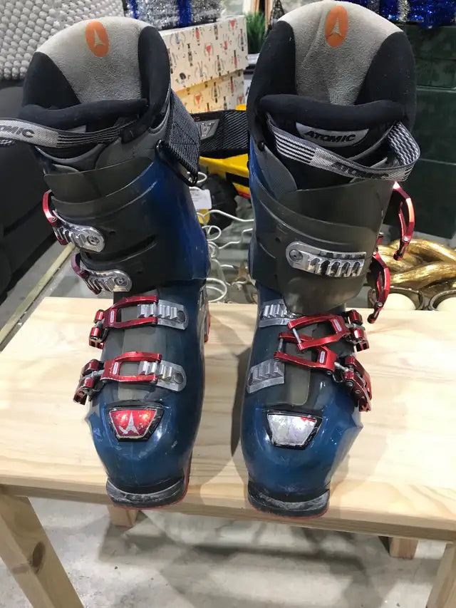 Atomic M100 Ski Boots (307 mm) with PowerMax Heaters