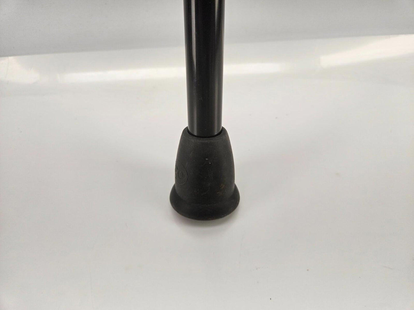 Hugo 32" Ergonomic Handle Folding Shaft Walking Cane