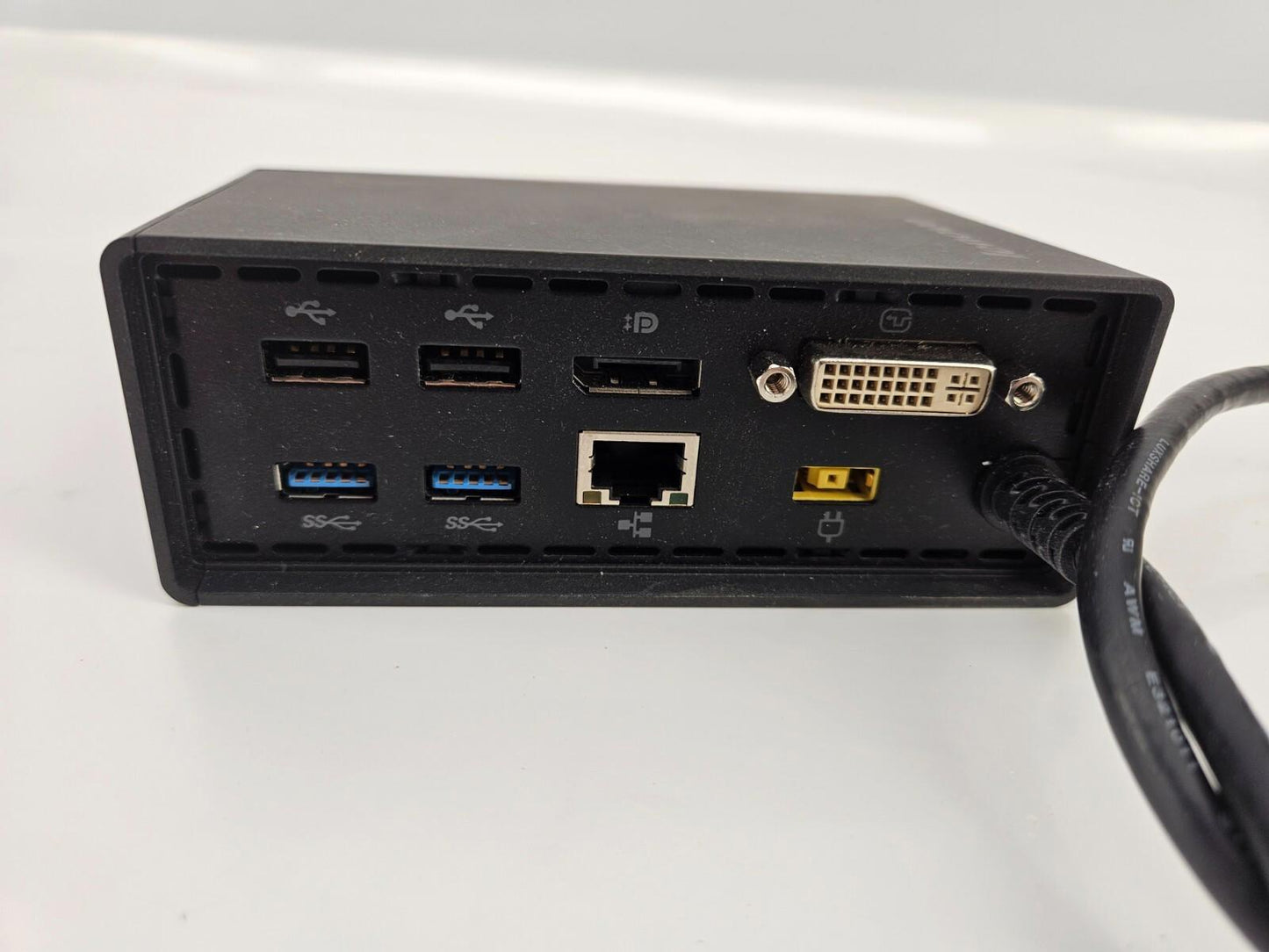 Lenovo ThinkPad One Link Pro Dock DU9033S1 NO CHARGER