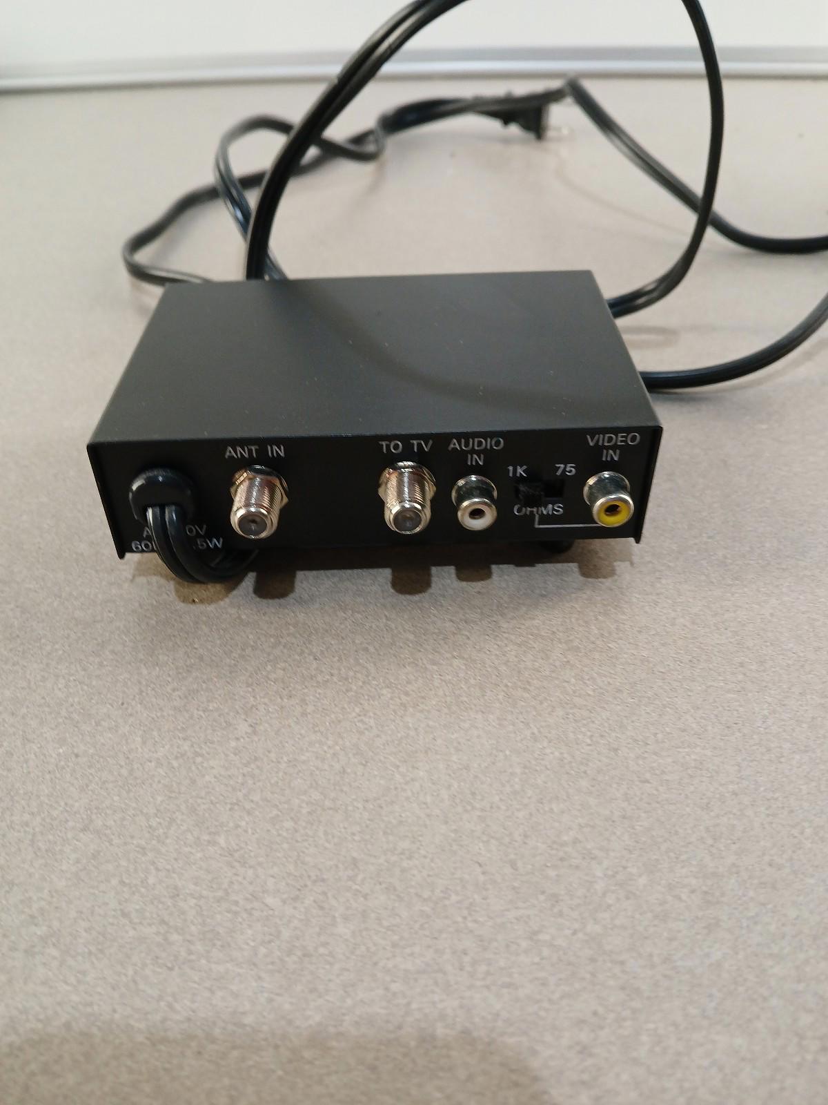 Radio Shack RF Modulator - Video RF Modulator - 15-1283 EXCELLENT CONDITION
