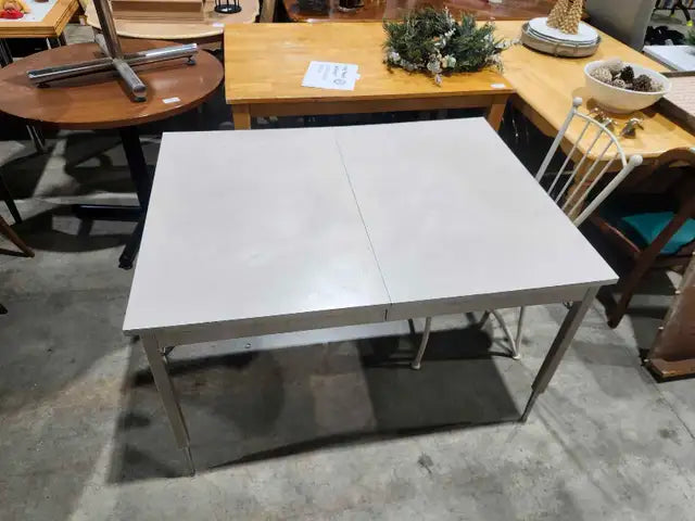 Vintage Extendable Dining Table