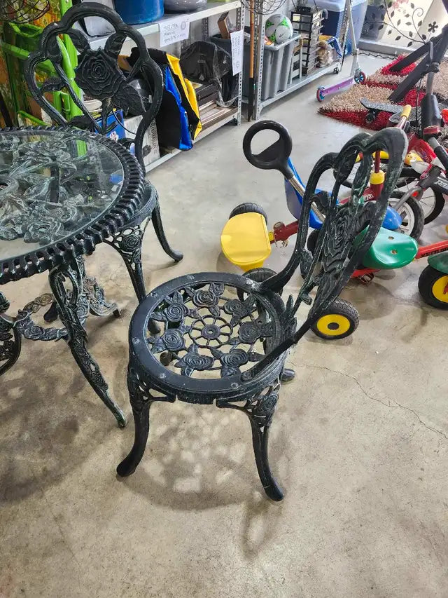 Cast Iron Outdoor Bistro Set
