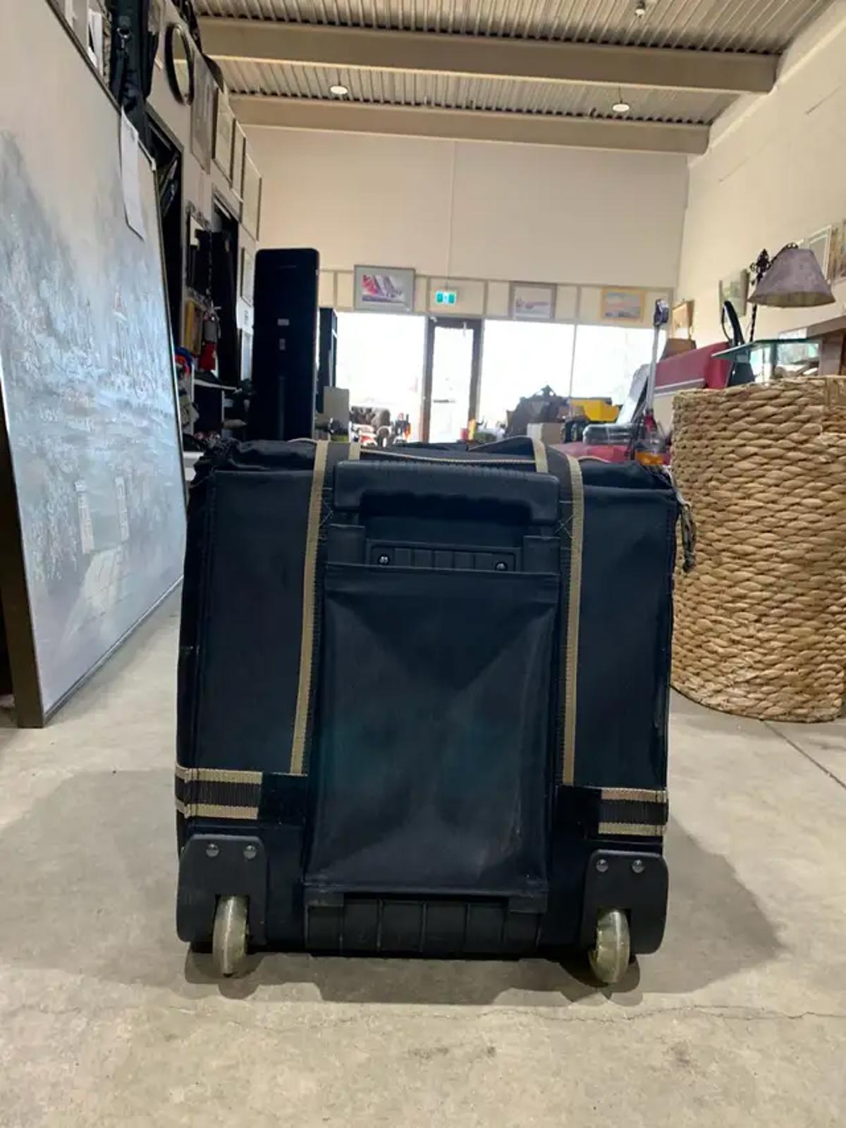California Innovations Rolling Cooler