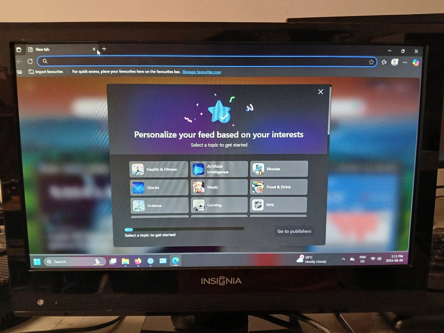 GOOD CONDITION INSIGNIA NS-19E320A13 Small Form LCD 19 Inch TV/Monitor