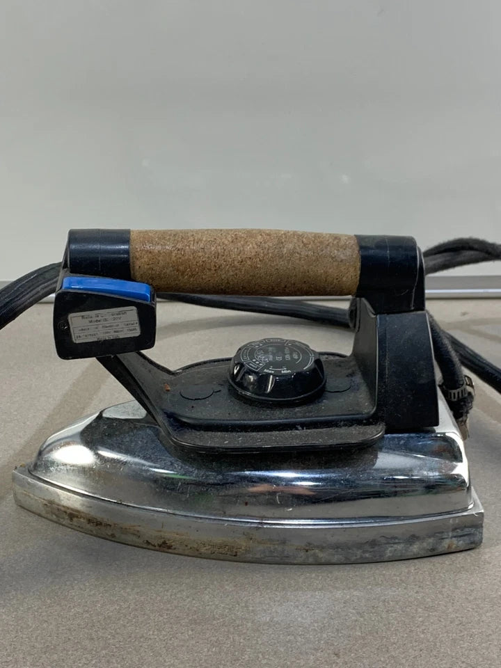 Reliable Model No. 130, 120V STEAM IRON