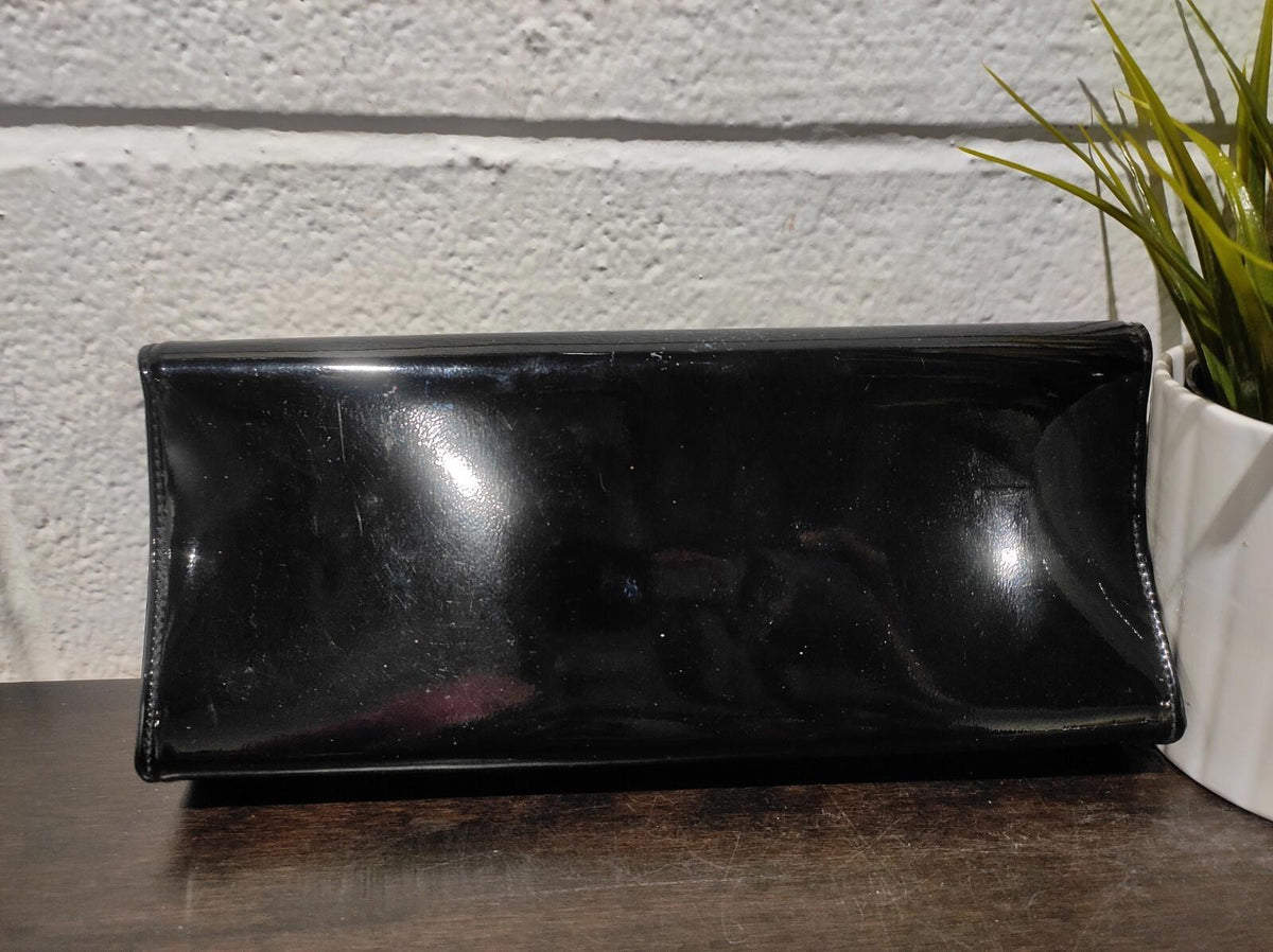 Handsbag Ltd. Canada Black Clutch