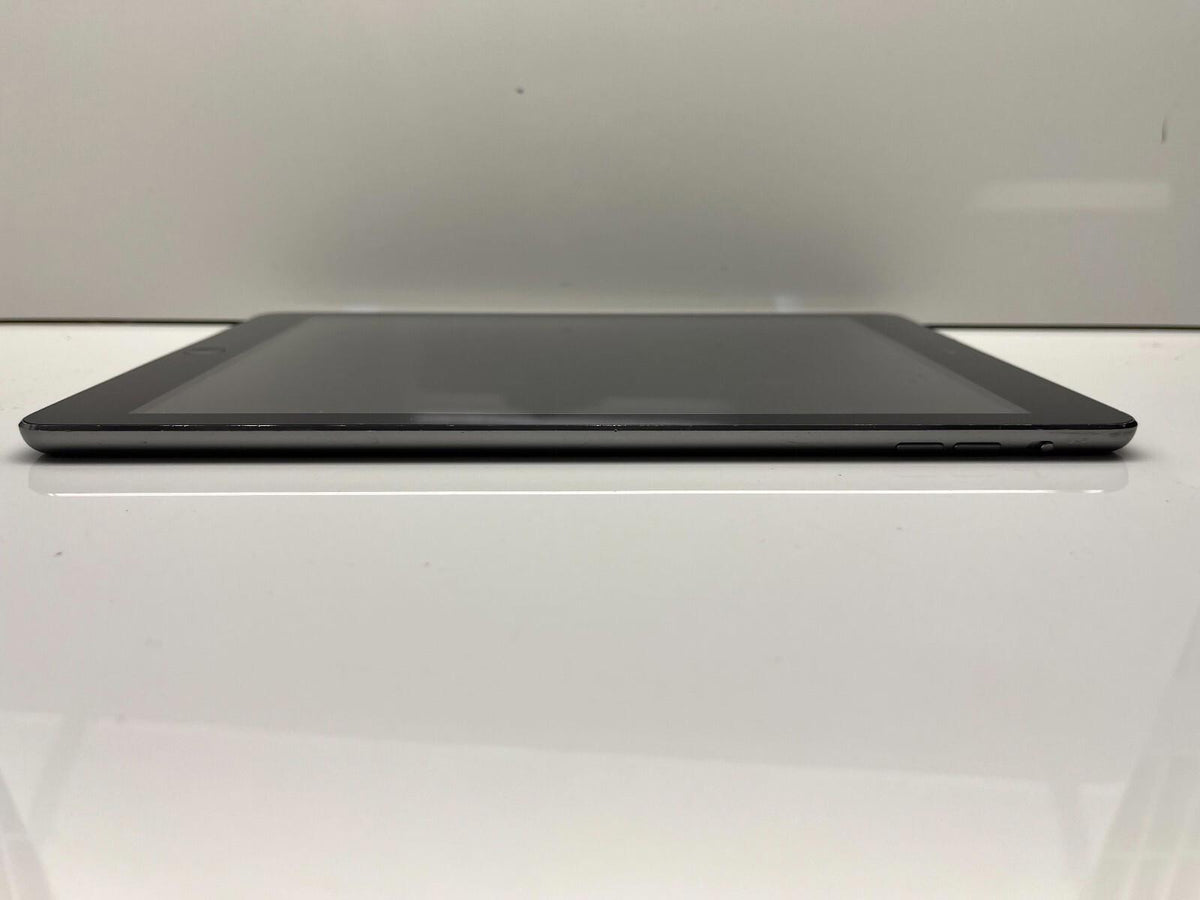 iPad Air 1st Generation A1474 32GB Wifi Grey
