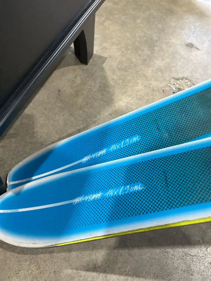 Salomon Skis 176cm