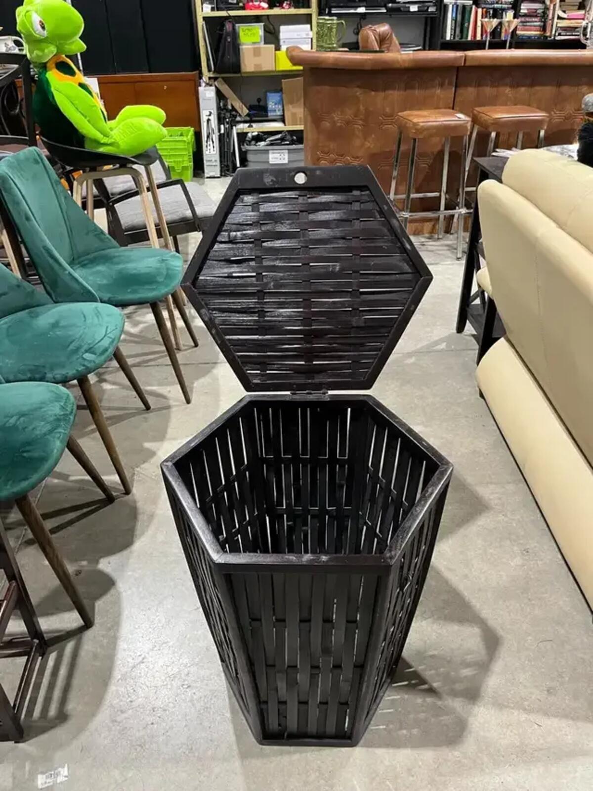 Dark Rattan Basket with Lid