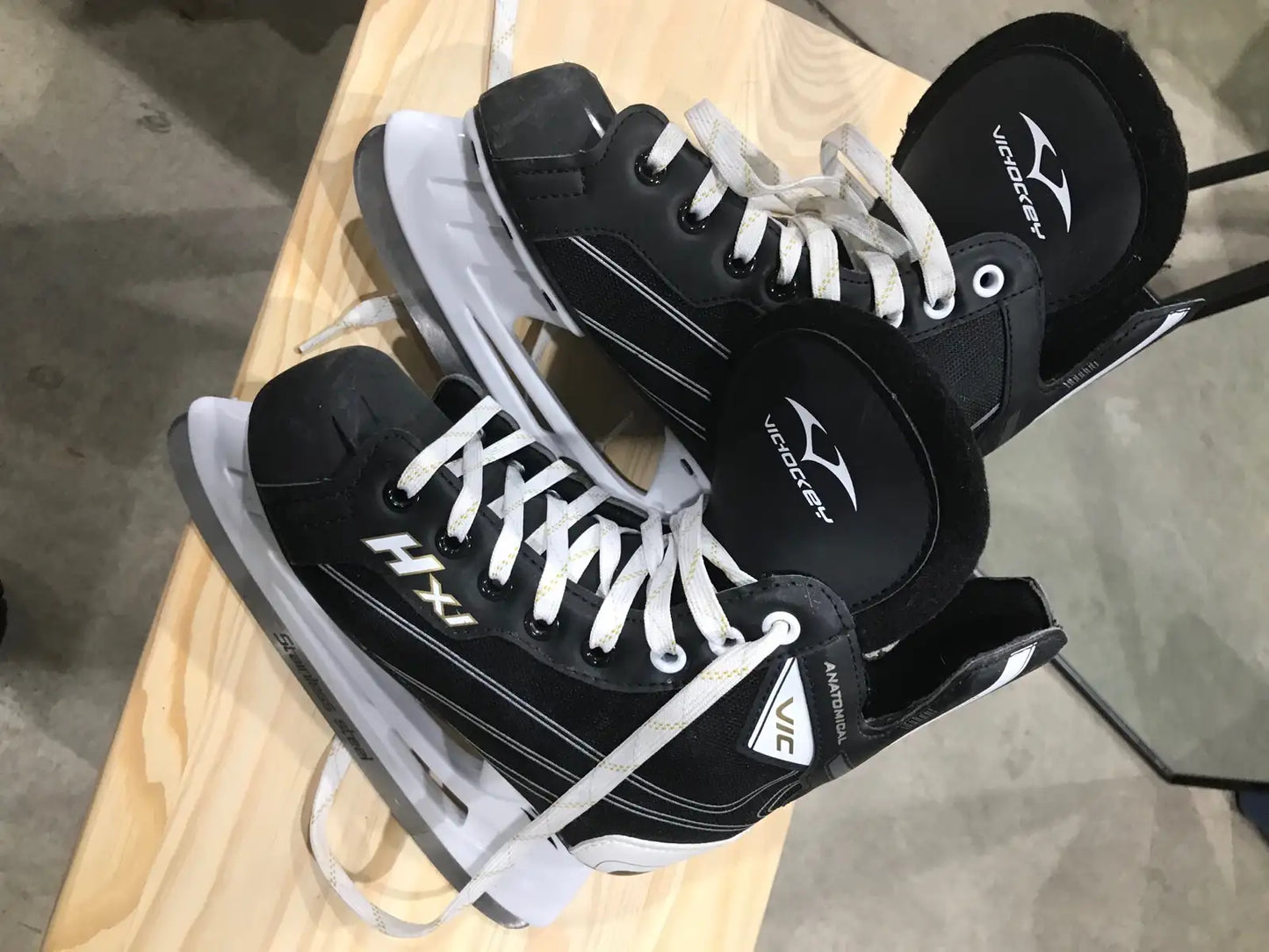 Vic Pro Tech HX1 Hockey Skates - US Size 3