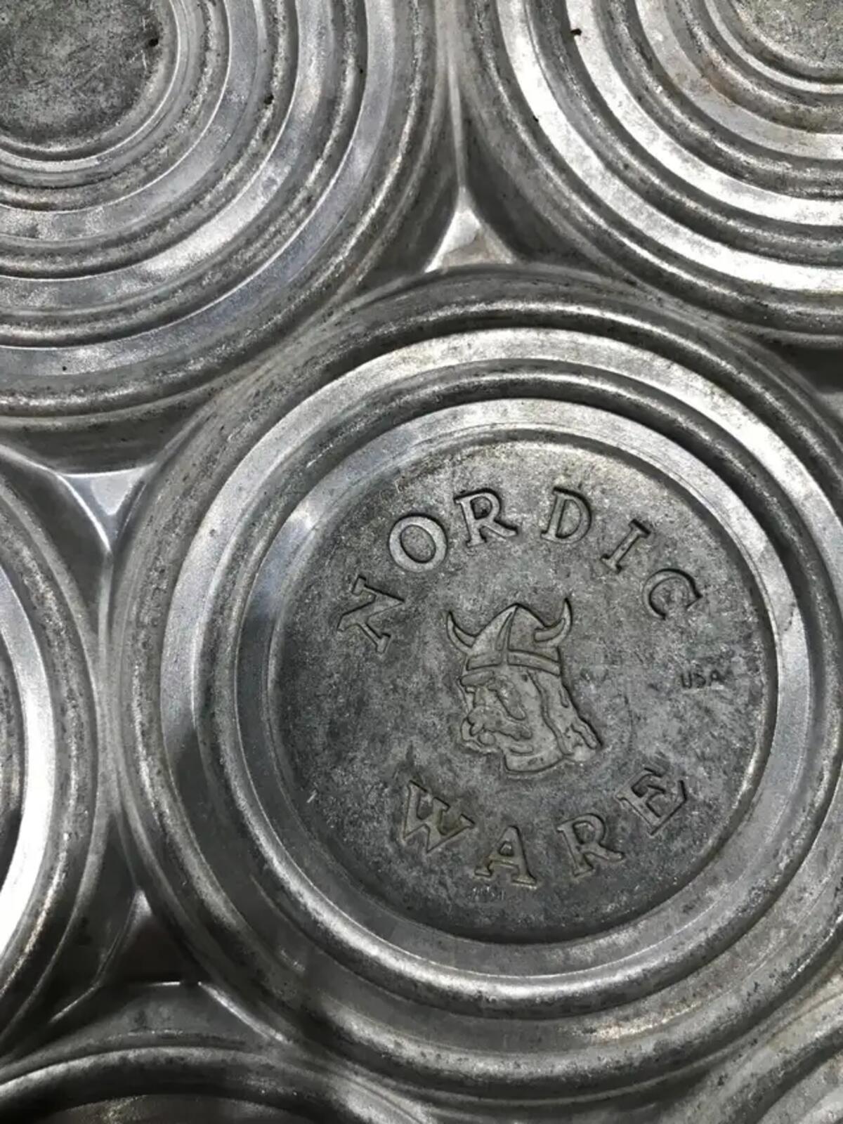Nordic Ware Farm Animal Pancake Pan Cast Aluminum