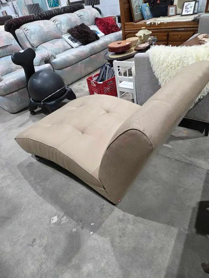 EQ3 Crush Lana Taupe Chaise