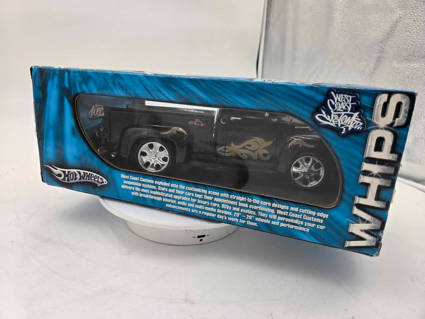 Hot Wheels 1:18 Diecast Ford Truck & Motorcycle Set West Coast Customs WHIPS