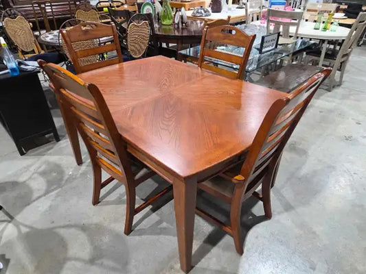 Solid Wooden Extending Dining Table & 4 Chairs