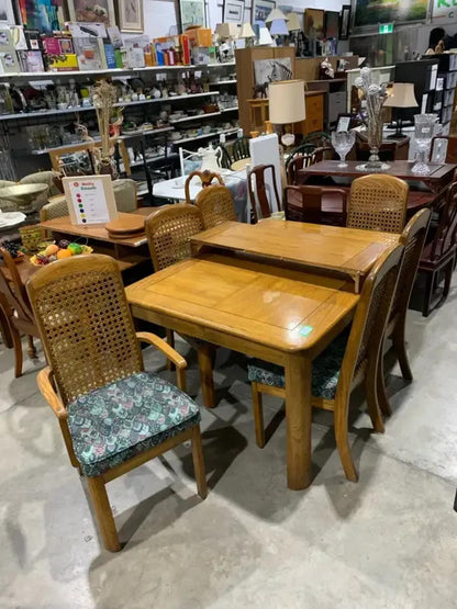 House of Braemore Oak Dining Table and Chairs Set