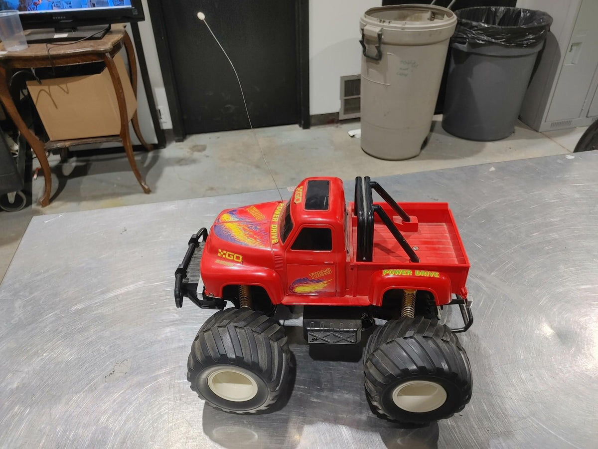 Bon état Vintage GO RACING Power Drive Turbo 4x4 Pickup Rouge Non testé
