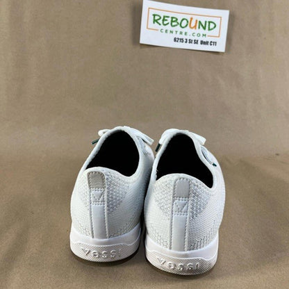 Vessi Weekend Sneakers (Women’s Size US 7)