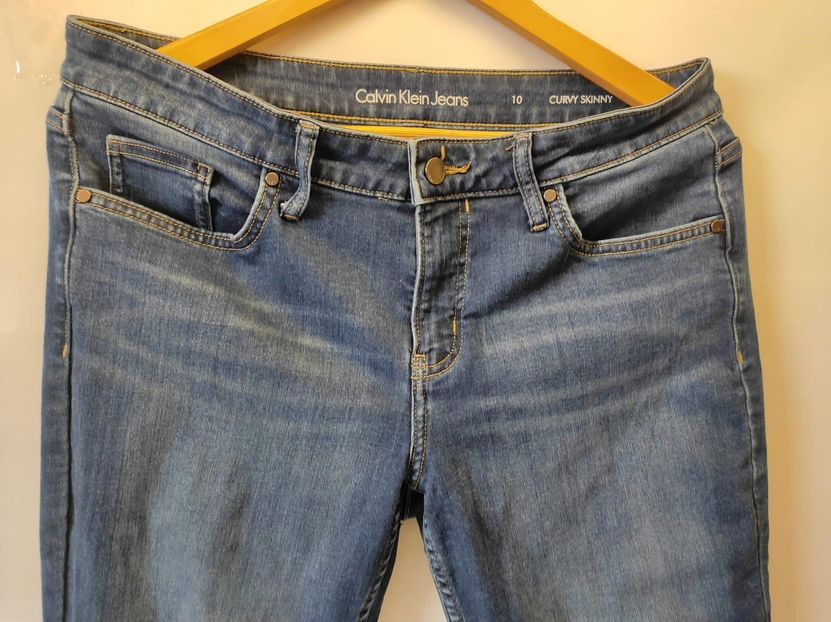 Calvin Klein Jeans Women's Size 10 Curvy Straight Leg Blue