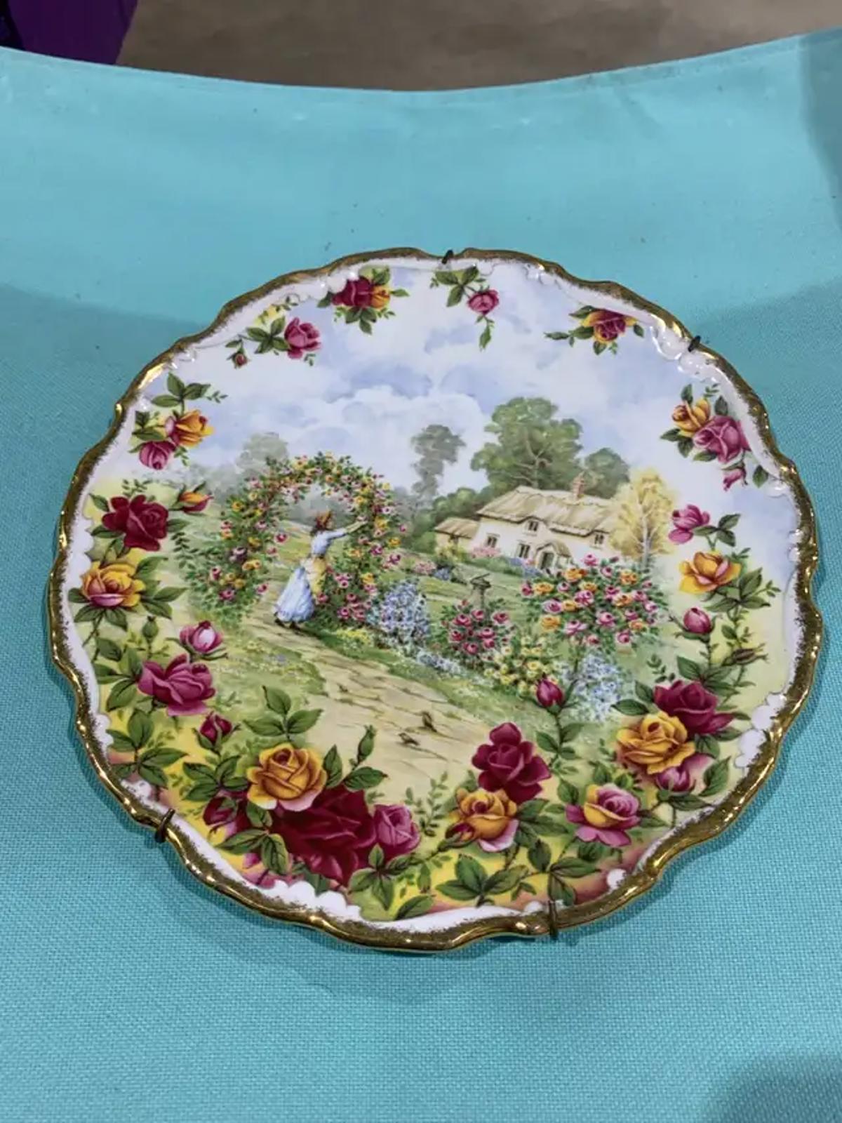 Royal Albert Plate