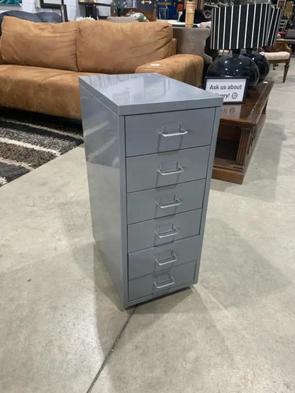 Metal Filing Cabinet with 6 Drawers