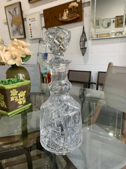 Pinwheel Crystal Decanter - minor chipping on stopper