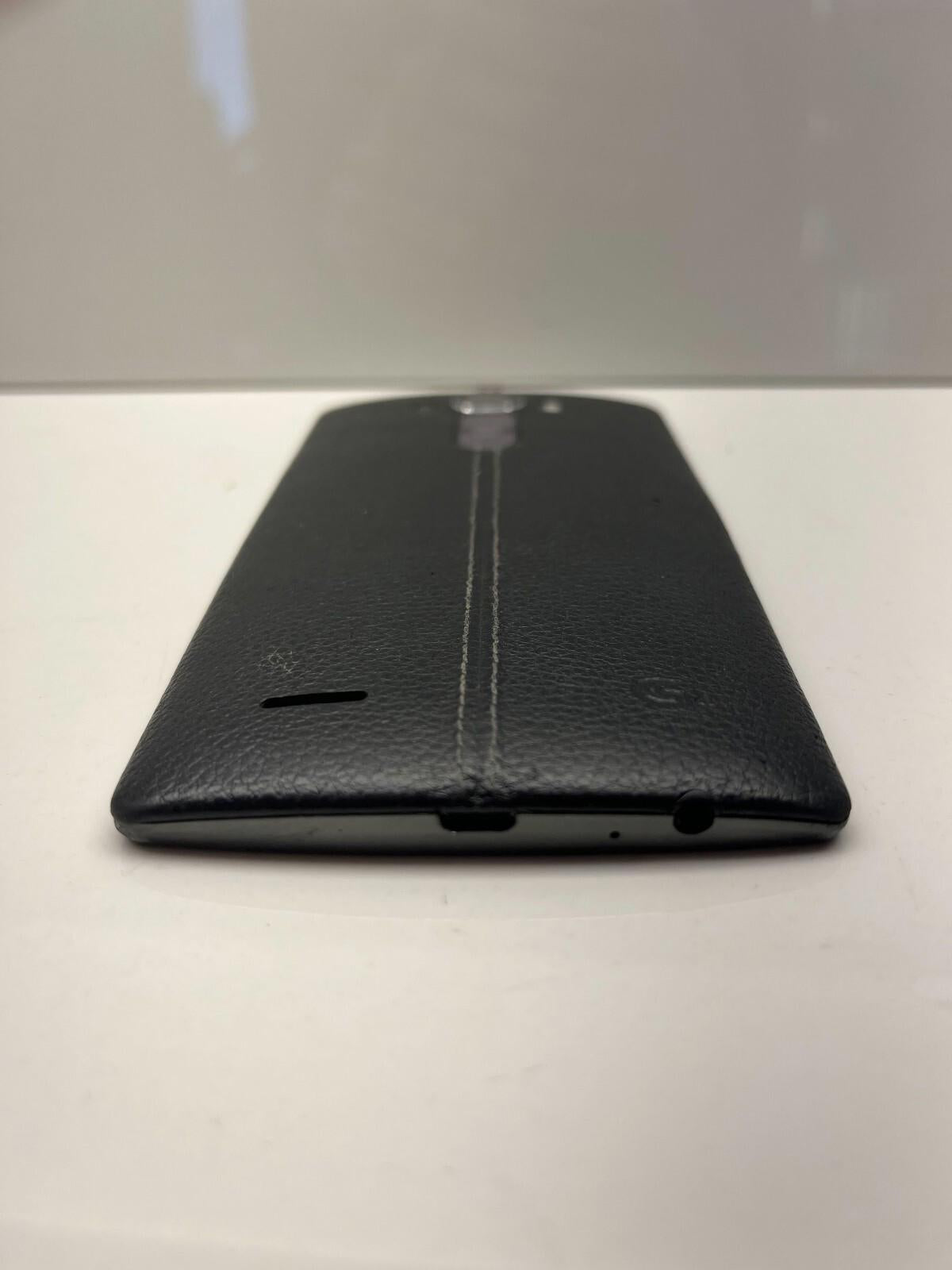 LG G4 Leather Back Smartphone FOR PARTS